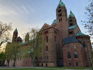 Dom Speyer